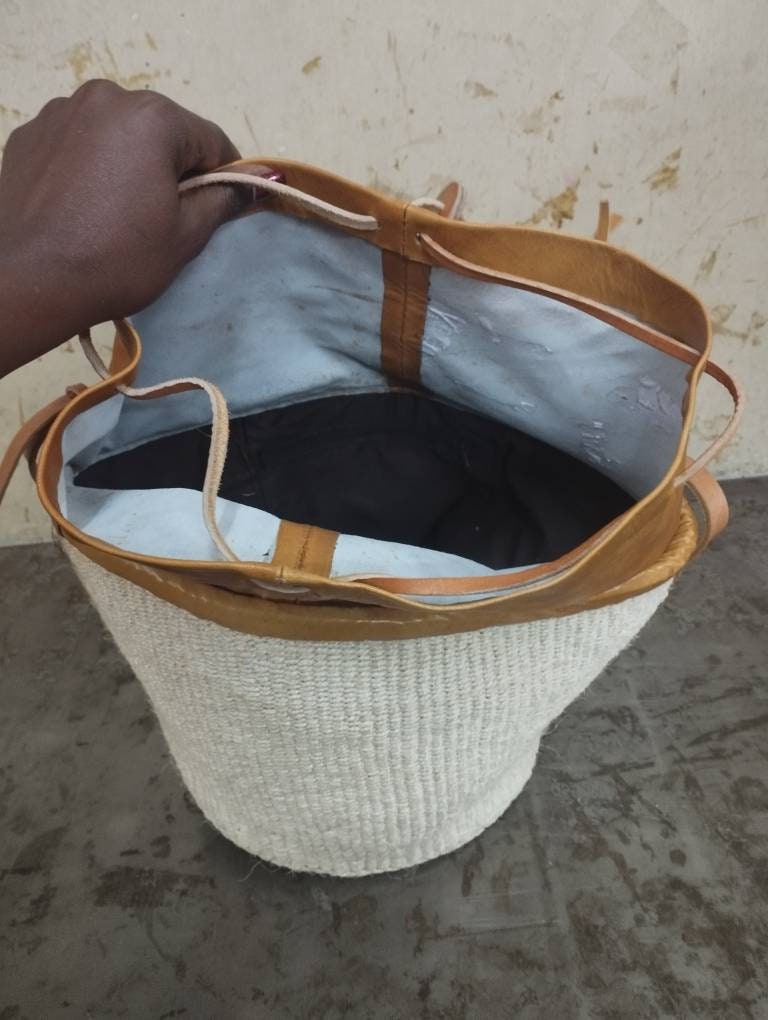Handwoven kiondo hobo bag, Kiondo handbag, Woven handbag, Sisal bag, African handbag, Kenyan handbag, Handbag, Handmade bag, Maasai bag