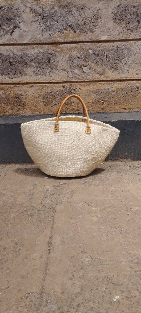 Large white Picnic bag, beach tote, Shopping bag, african shopper bag, Market bag, Woven bag, Sisal bag, African bag,Kenyan bag,Handmade bag
