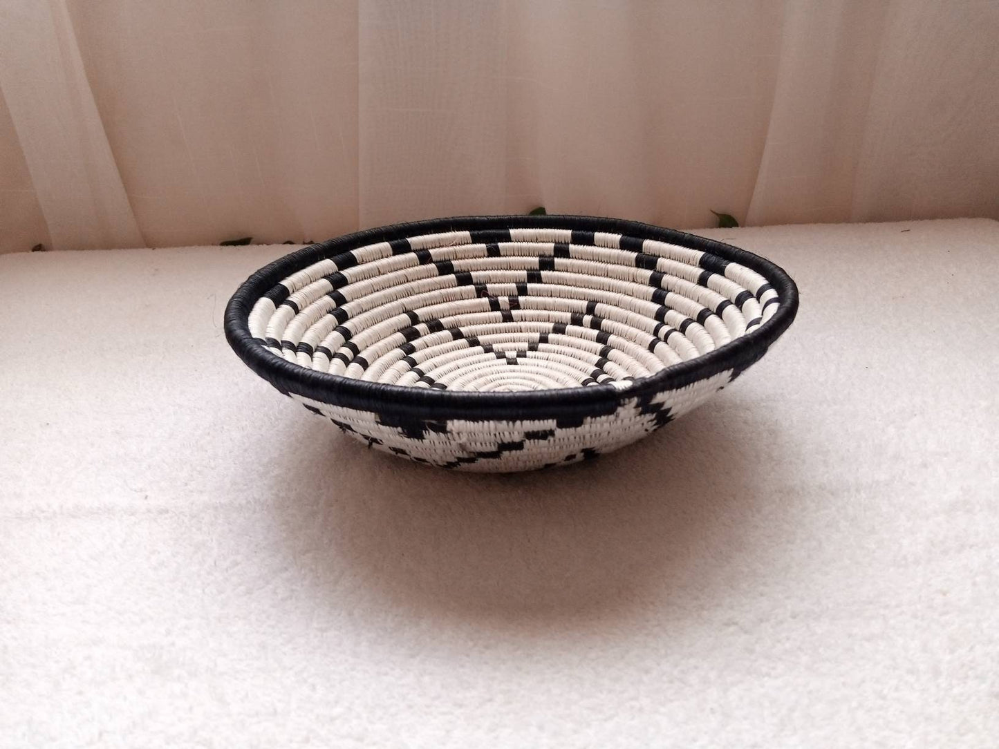 12" large wall baskets for hanging, sisal wall basket 5set, black woven basket wall art, white boho wall baskets,black and white woven plate