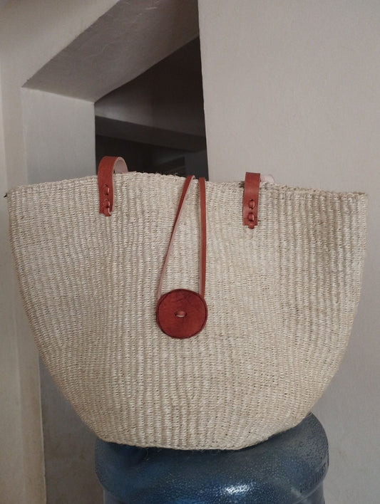 White sisal bag, sisal basket, sisal purse, sisal tote, africa tote bag, woven basket, handwoven bag, African basket bag, ladies tote bag