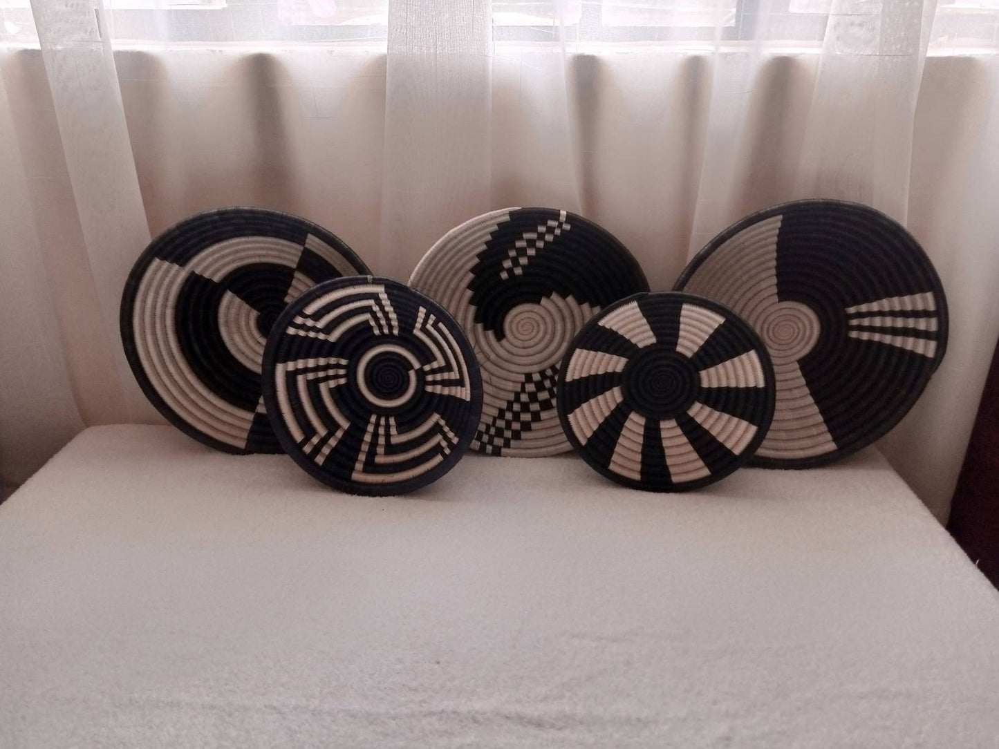 Large set of 5 wicker wall baskets, wall art decor, boho wall wicker plates, african baskets, african wall basket decor, woven african dish