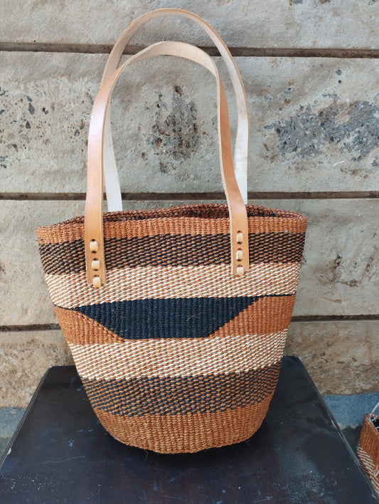 Handwoven gemoetrical bag with pocket lining and zipper, Kiondo handbag, Woven handbag, Sisal bag, African handbag, Kenyan handbag, Handbag