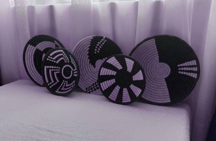 Large set of 5 wicker wall baskets, wall art decor, boho wall wicker plates, african baskets, african wall basket decor, woven african dish